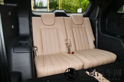 捷途X70L,轴距2820mm,配8AT+CDC,适合家用-1