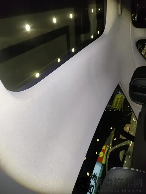 广州车展现场直击：两台车把我彻底种草了-1