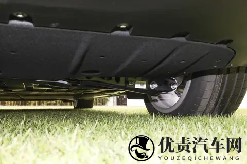 岚图泰山重磅上市，重塑东方豪华旗舰新标杆-1