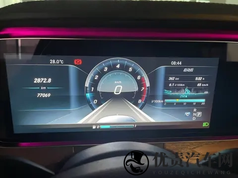 15万多拿下行政级座驾,二手奔驰E级家用商务都合适?-2