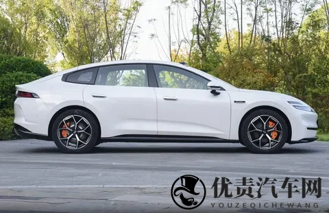 启源A06丨1099万元起，续航够用+快补能，市区代步新选择？-2