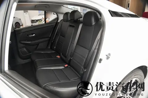 轩逸直接卷哭家轿！起售低至6万出头+终身质保，大空间太舒服-1