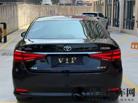 十年老皇冠焕发新生？2017款20T运动版，11万公里还值吗？-1