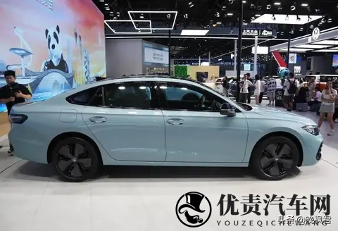 帕萨特起价11万多却突然便宜起来，销量飙升背后的原因是什么？-3