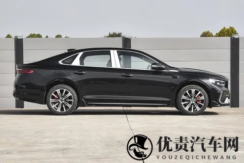 中国品牌燃油车也有竞争力!试驾吉利星瑞全新东方曜,值得一看-1