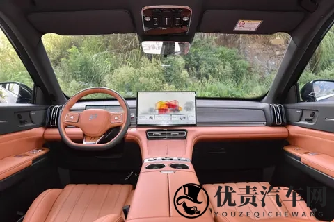 探索捷途山海L7 PLUS入门版的超值体验与实用哲学-2