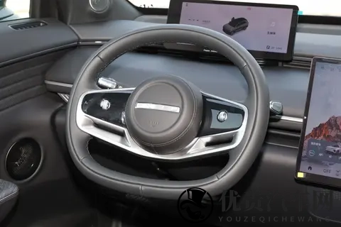 限时置换补贴1万,配雪豹四驱+飞鱼底盘20,2025款星纪元ET香吗?-2