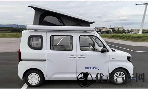 城市人买菜车改床车，五菱这招太狠，生活缝隙里藏着新活法-3