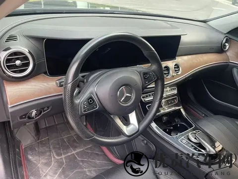 15万多拿下行政级座驾,二手奔驰E级家用商务都合适?-1