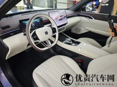 8万预算买燃油轿车,能看的就这三款-3