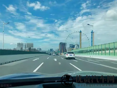 一位12年老司机的忠言：跑高速，牢记这4条铁律，关乎你的安全！-1