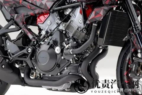 本田抗衡川崎H2？V型3缸？还要电子增压？本田想干什么？-3