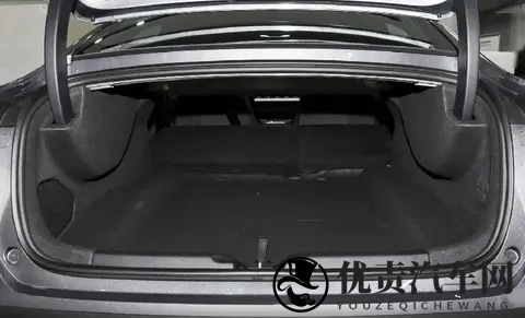 1399万起！深蓝L06纯电轿跑预售，续航高达670公里-2