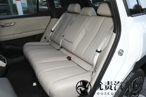 广汽又有新车预售，纯电_增程可选，轴距2775mm，入门不到12万-2