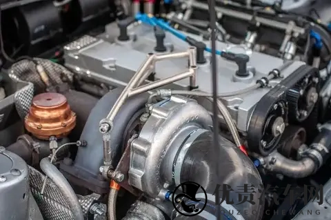 1年只行驶2000公里，可以2年换一次机油吗？修理工告诉你答案！-3