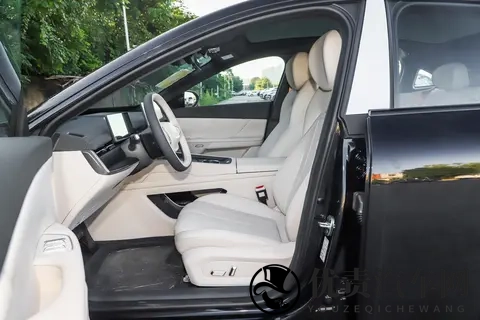 15 万级新能源轿车试驾体验：东风奕派 eπ007 + 的多面表现-3