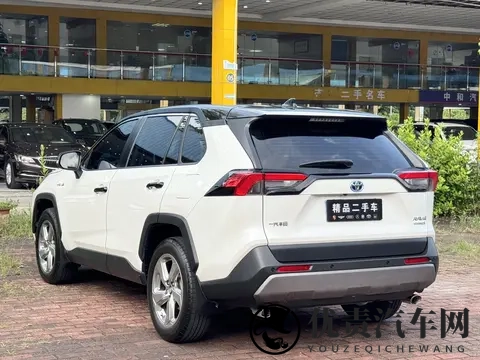 省油耐用还保值，21年RAV4荣放双擎一手车推荐-1