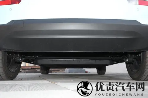 实测:零跑T03这车不错!空间大、续航长,关键是价格便宜-2