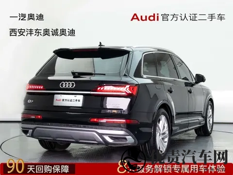 22年奥迪Q7:表显238万公里,71秒破百,黑色运动范儿!-3