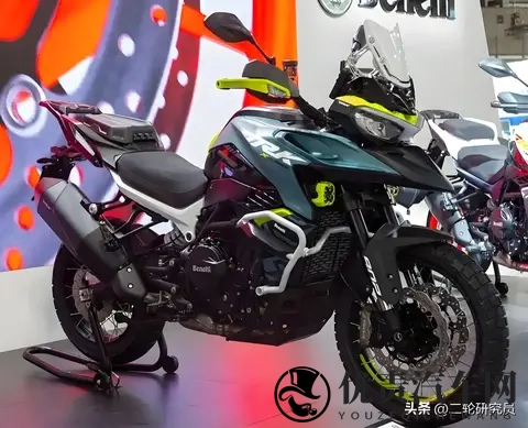 TRK 902X vs 602X！贝纳利双车对决，谁才是摩友心中的探险之王？-3