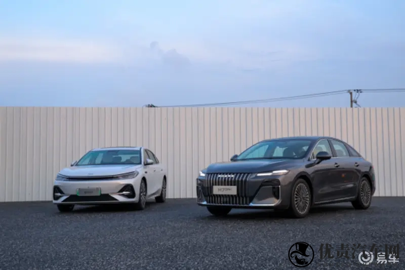 十万级混动家轿双车PK：荣威M7 DMH和银河A7-1