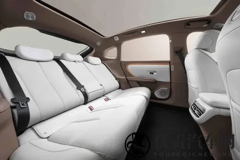 四座通风加热按摩,带激光雷达,29米轴距,新车上市,11万入手-1