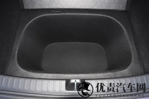 智享升级焕新体验，梅赛德斯-奔驰多款核心车型升级上市-1