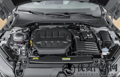 个性鲜明，符合年轻用户的审美，大众CC改款该怎么选？-1