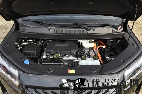 8 万内 7 座家用车：驾乘舒适还安全，值得选吗？-2