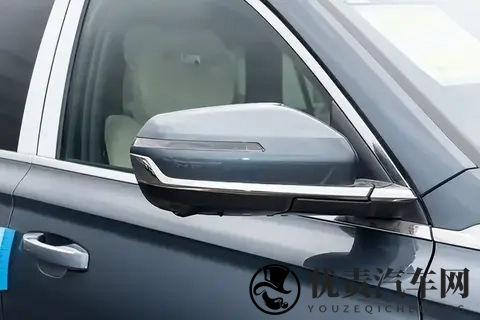 试驾星越L,20T+8155芯片,安全配置拉满,家用SUV新标杆-3