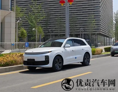 理想MEGA起火，冷却液背锅？系统预警早失效了-1