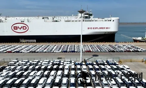 外媒：比亚迪2026年海外销量目标160万辆-1