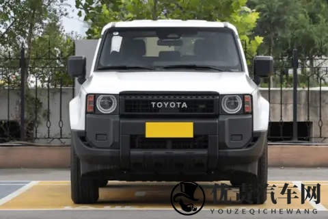 硬派越野新标准：福特烈马荒地版对比丰田普拉多-2
