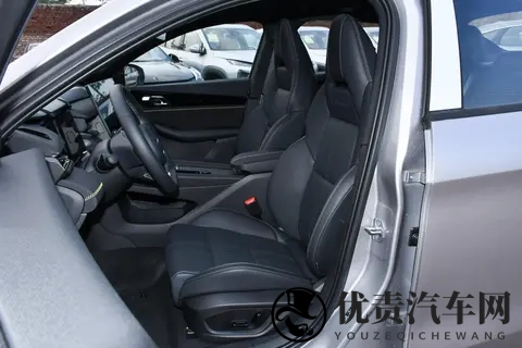 拿过六年七冠的“老司机”，卖 10 万级？领克 03 藏啥狠活-3