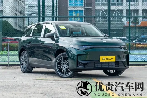 13万给全球品质？零跑C10空间大续航长，年轻家庭购车必看！-3