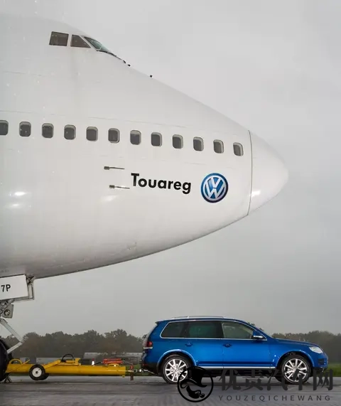 大众途锐将以纯电身份复出？燃油车型明年停产-2