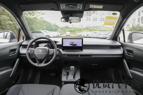 月均销量15万台，968万起售的燃油SUV，卡罗拉锐放为何这么火？-2