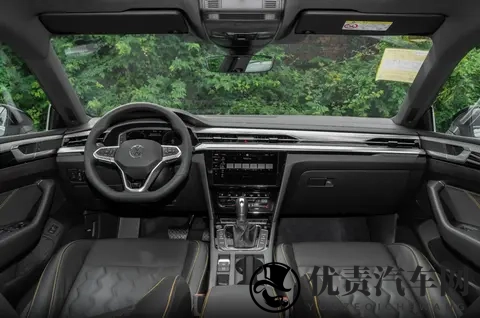 解读2026款大众CC,配20T+7DCT,能否实现颜值与实用性兼得?-3