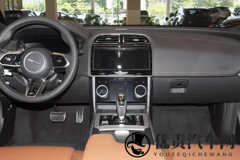 庖丁解牛谈捷豹 XEL:2025 与 2024 同动力车型性价比的横冲直撞式 PK-1