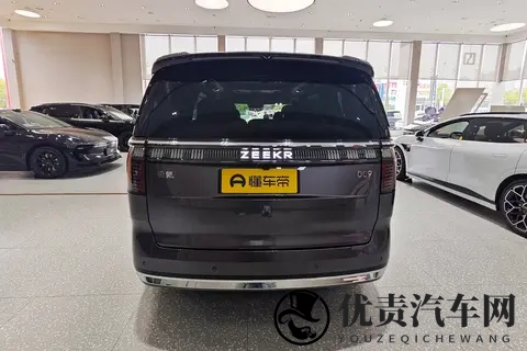 ZEEKR 009：439万，2+2+3座椅布局，7座MPV能买吗？-2
