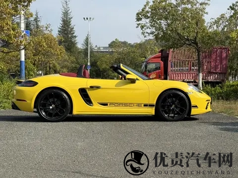 23款保时捷718Boxster,准新一手车,圆你跑车梦?-3