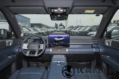 方程豹钛7深度体验：科技大空间SUV，家用越野两不误-3