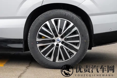 两个冰箱，三个电机，六张座椅，30万级奶爸车腾势N8L灵吗？-1