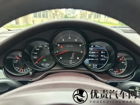 十年Panamera只要15万？体验保时捷“优雅”的入场券-2