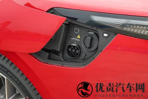 从动力到续航都惊喜!2025 款星纪元 ES 试驾,附 11 月专属购车福利-3