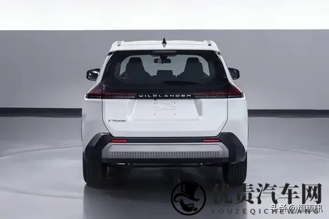 丰田全新威兰达实车正式亮相！全新外观设计 内饰调整 搭配混动系统-3