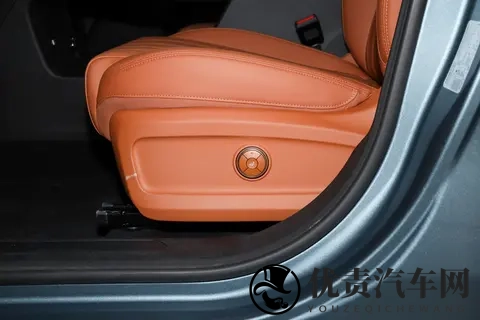 母婴级座舱 + 08 秒语音！捷途 X70L 太懂家庭用车了-2