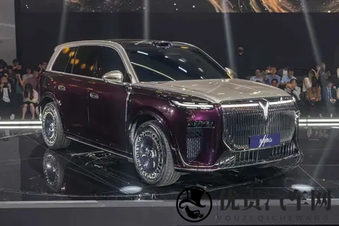 岚图泰山内饰图发布，智能配置更丰富，将于11月内上市-1