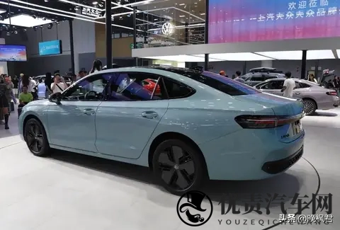 帕萨特起价11万多却突然便宜起来，销量飙升背后的原因是什么？-2