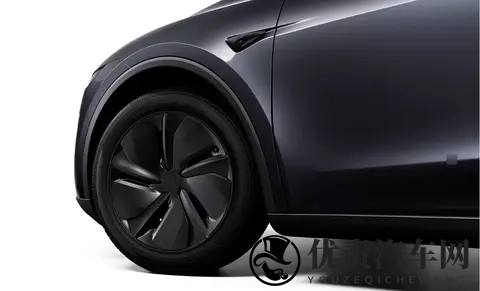 续航超800km！新款Model Y升级漫反射尾灯，直面比亚迪、蔚来围攻-1